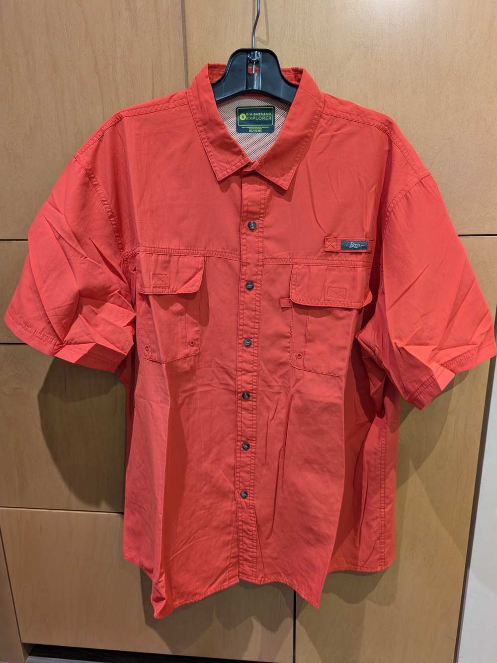GH Bass Men’s Red Short-Sleeve Explorer Shirt
